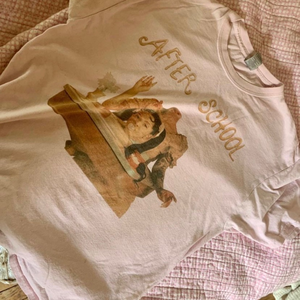 Mealnie Martinez tee